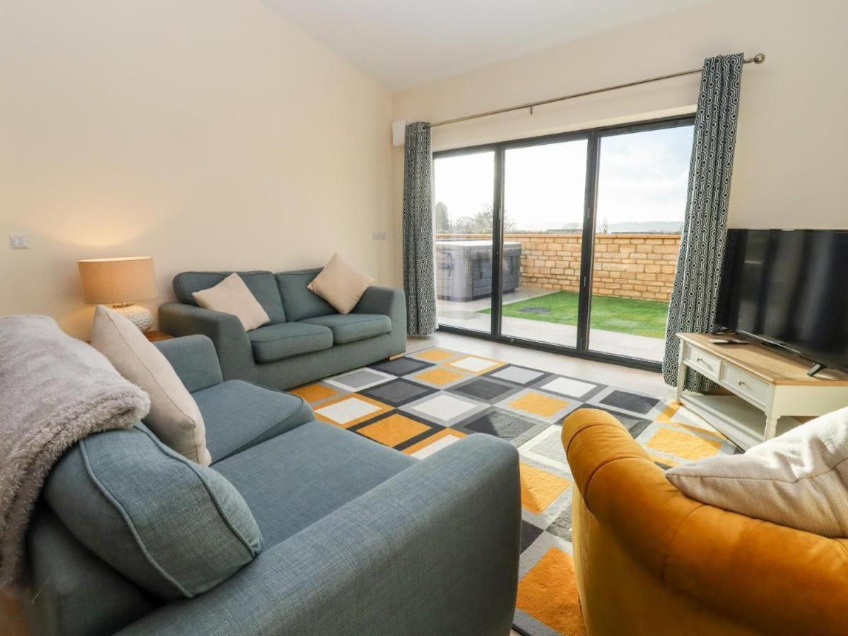 Apartamento Bears Court Cheltenham Exterior foto