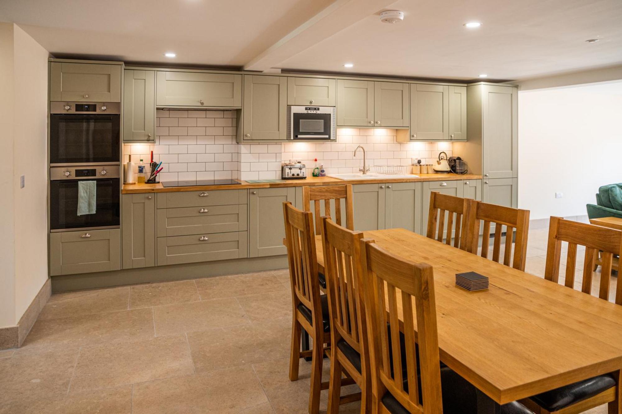 Apartamento Bears Court Cheltenham Exterior foto