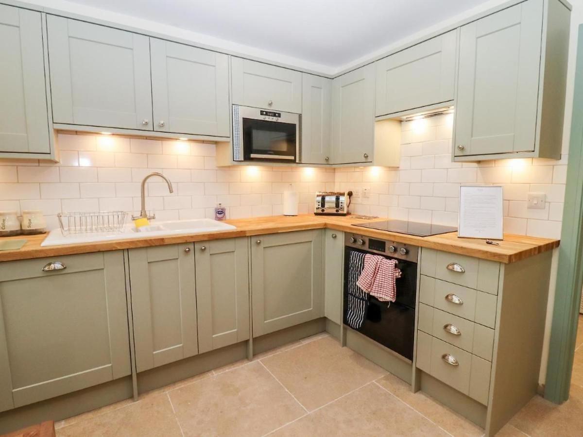Apartamento Bears Court Cheltenham Exterior foto